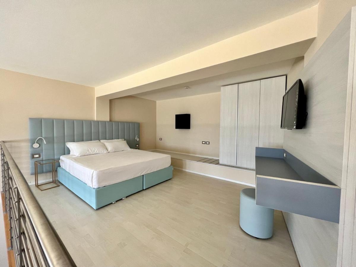 Toscana Sport Resort Calambrone Exteriör bild