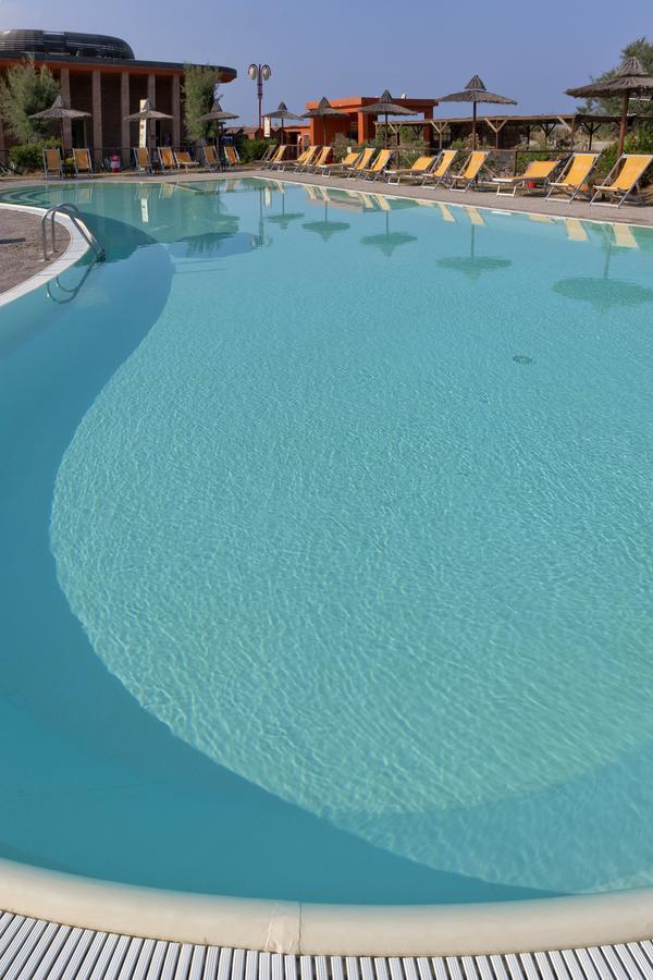 Toscana Sport Resort Calambrone Exteriör bild